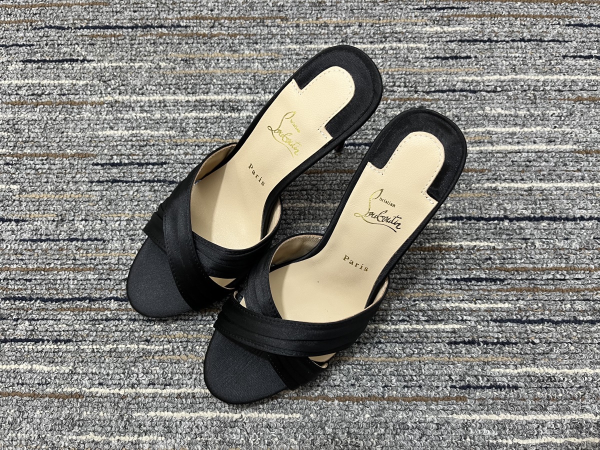 Women C*hristian L*ouboutin Pump Top