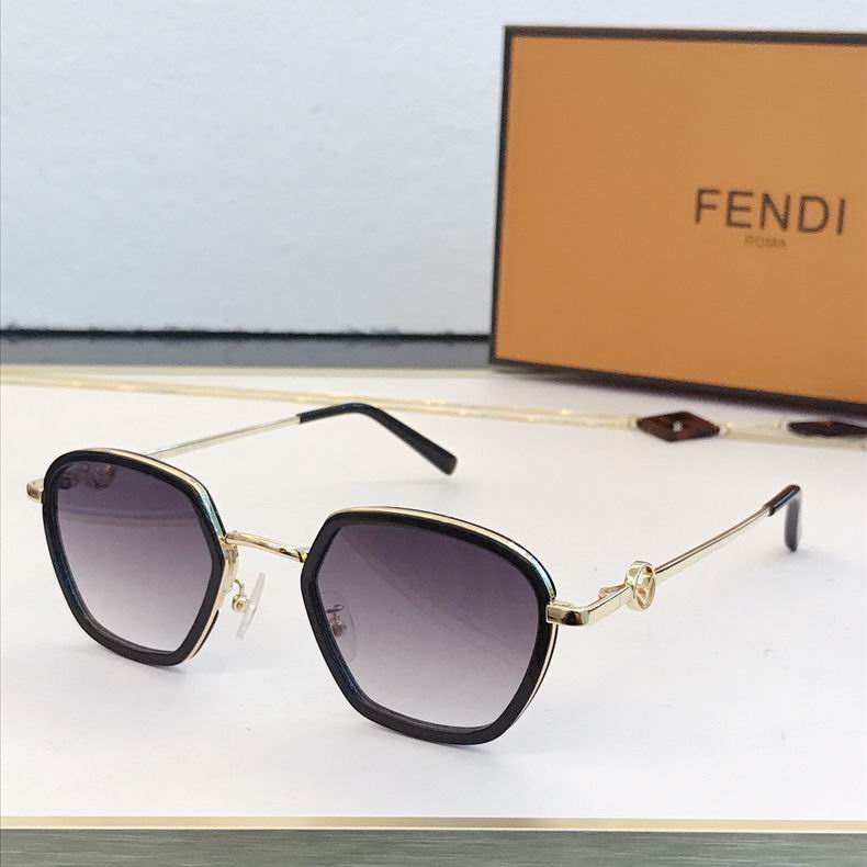 F*endi Glasses Top