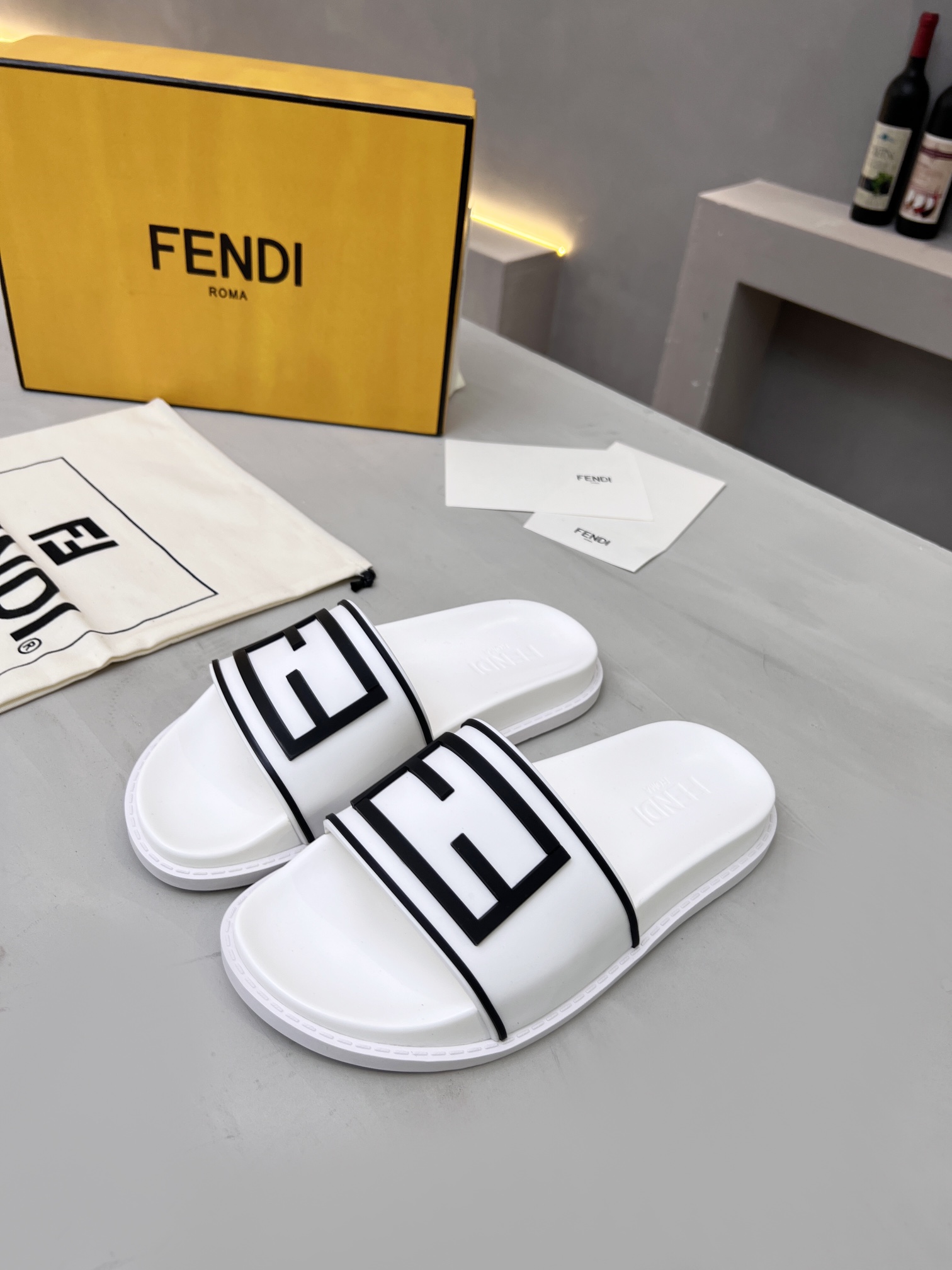 Men Women F*endi Sandals Top