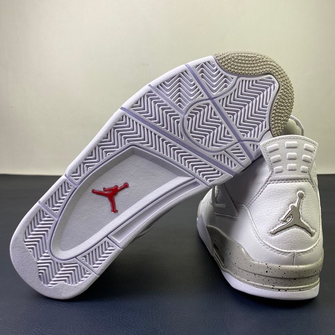 Air Jordan 4 White Oreo CT8527-100