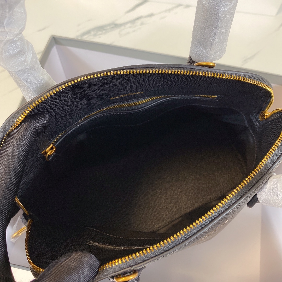 B*alenciaga Bag Top Quality 18*8*15CM