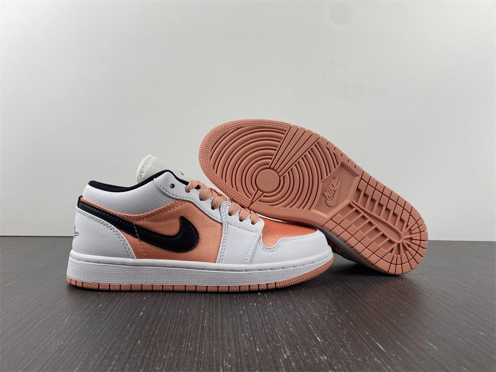 Air Jordan 1 Low