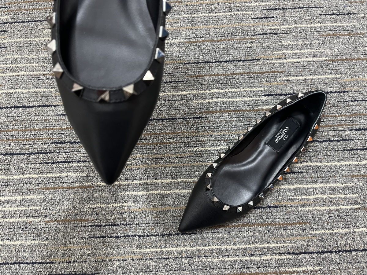 Women π*π΄πΏπΈπππΌππ Top Sneakers