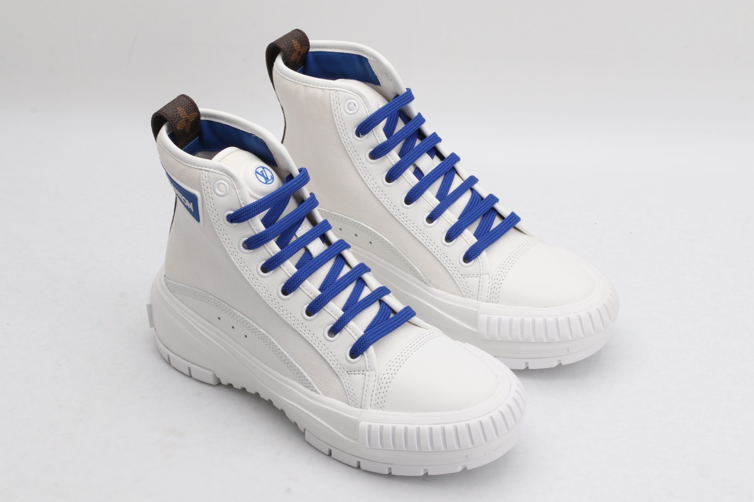 Women L*ouis V*uitton Top Sneaker