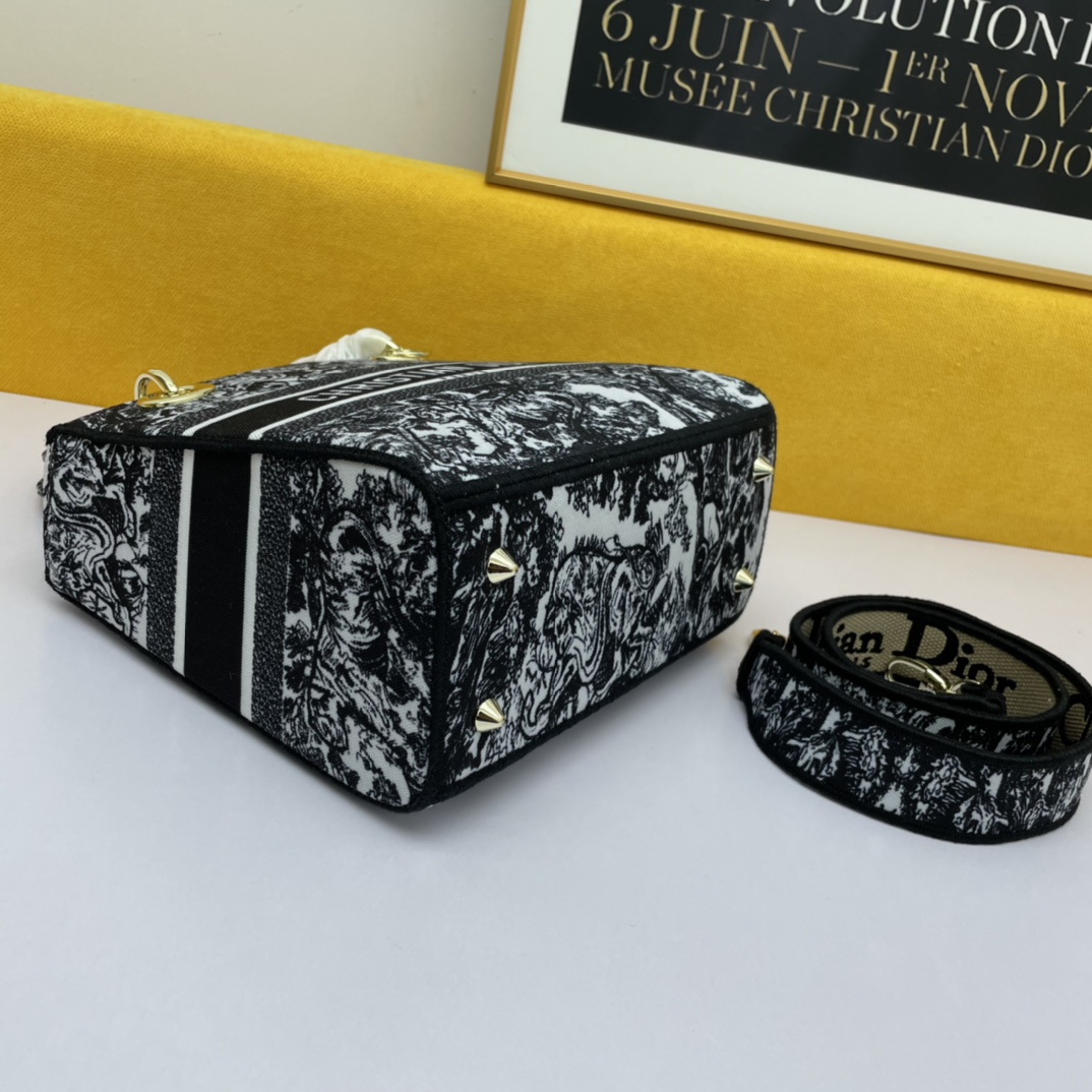 D*ior Top Bag 24*20*11cm