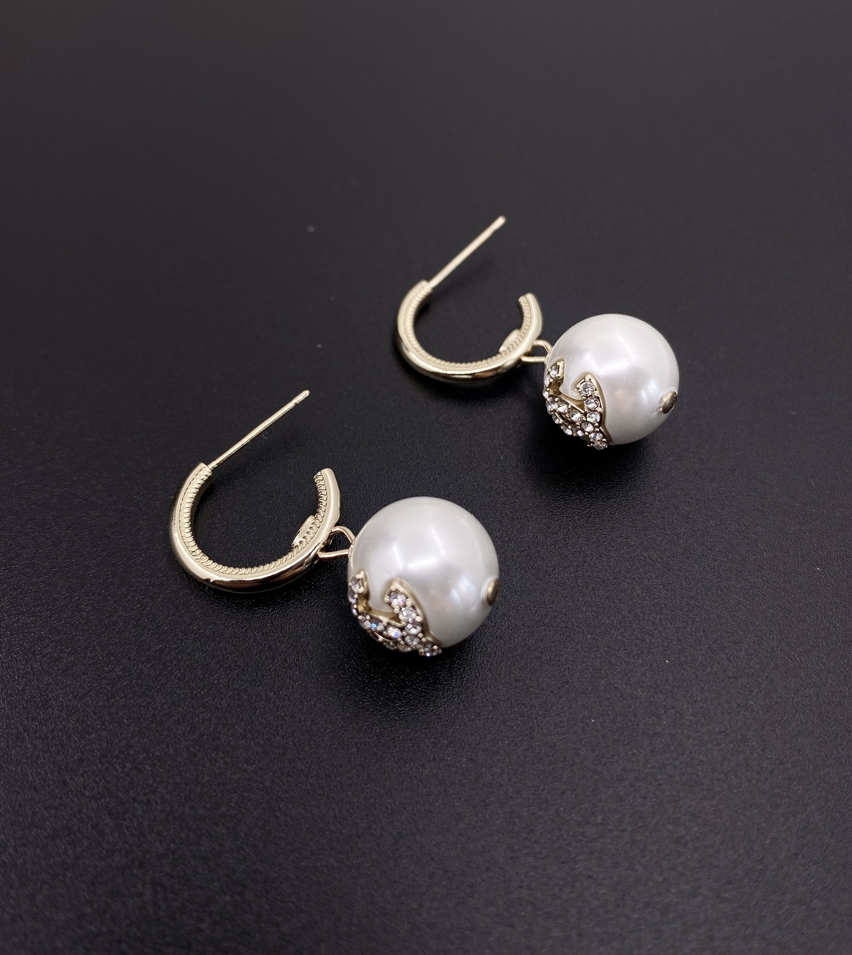 Earrings002