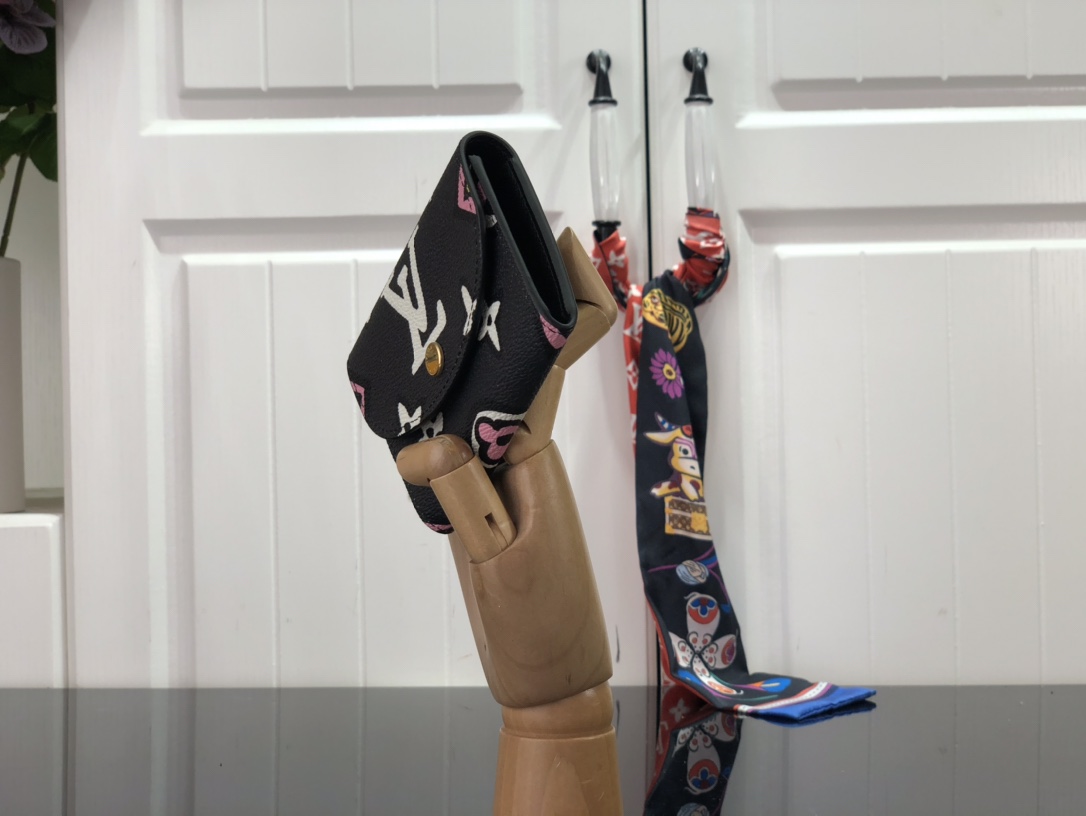 L*ouis V*uitton Bag Top Quality 11*8*2.5cm