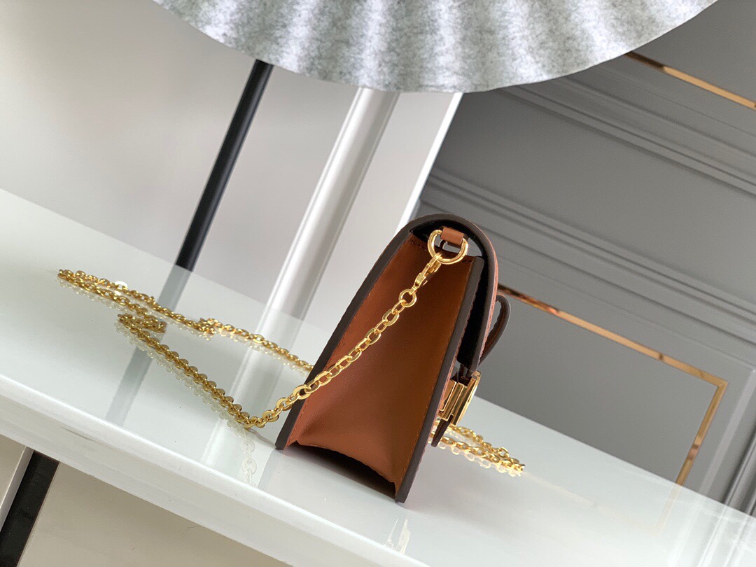 L*ouis V*uitton Bag Top Quality 19*12*5CM