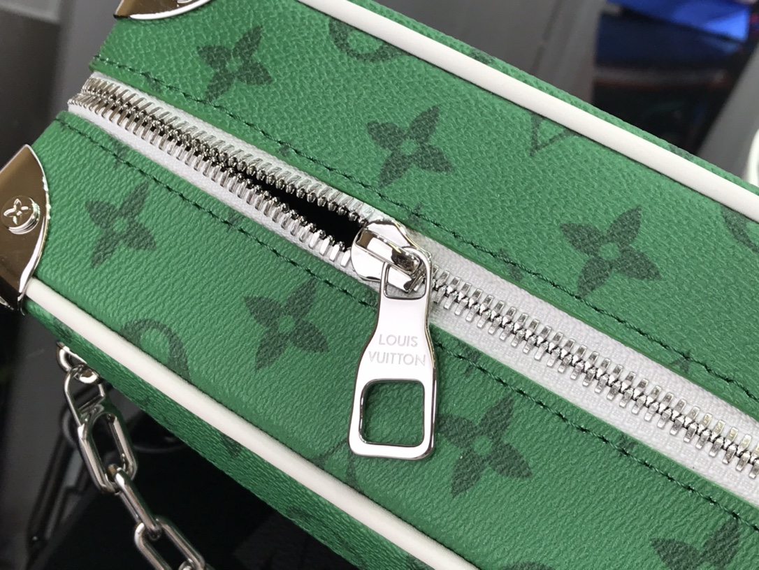 L*ouis V*uitton Top Bag 18.5*13*8cm