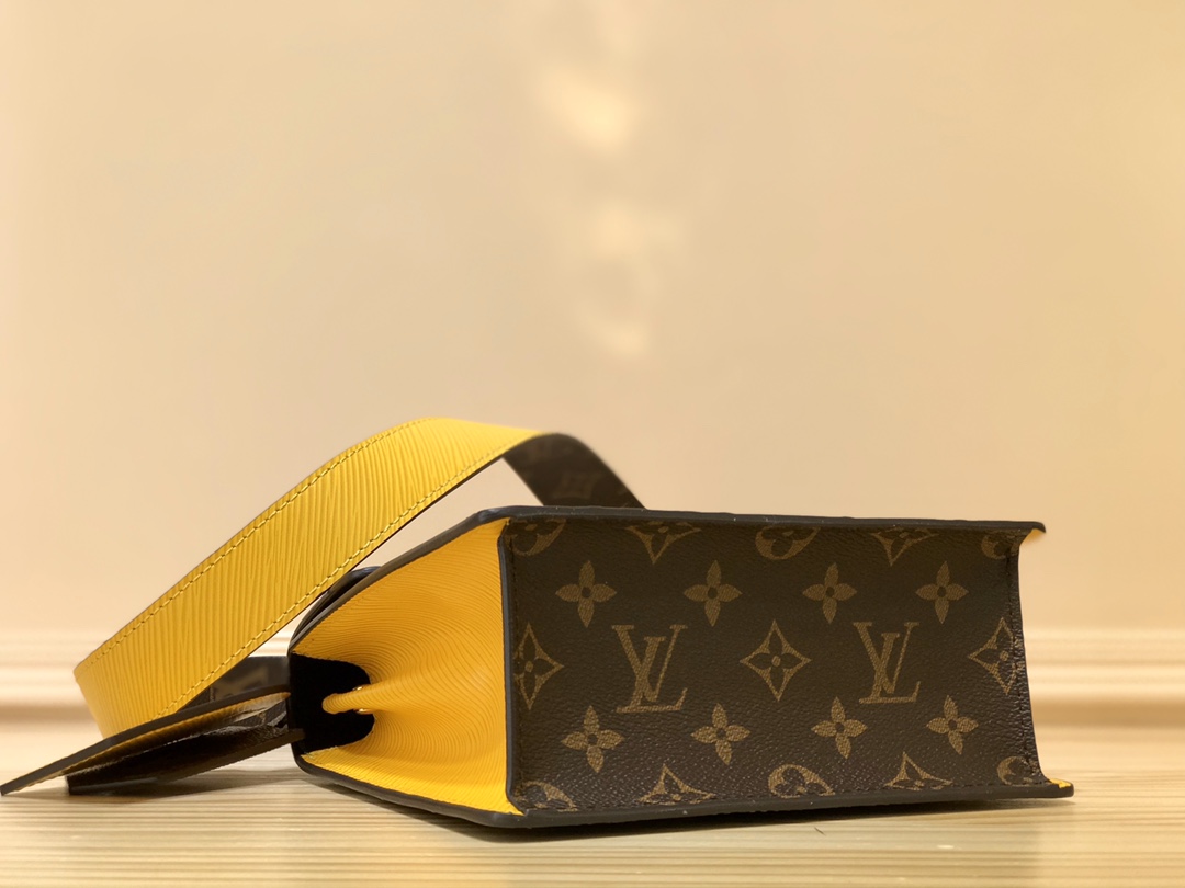 L*ouis V*uitton Top Bag 17*16*8.5cm