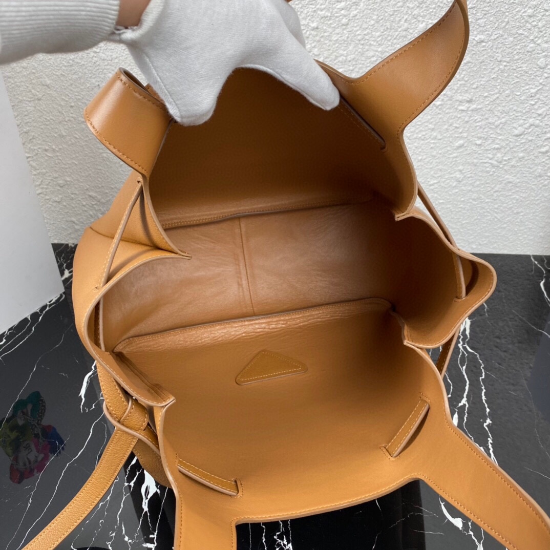 P*rada Top Bag 35*34*16cm