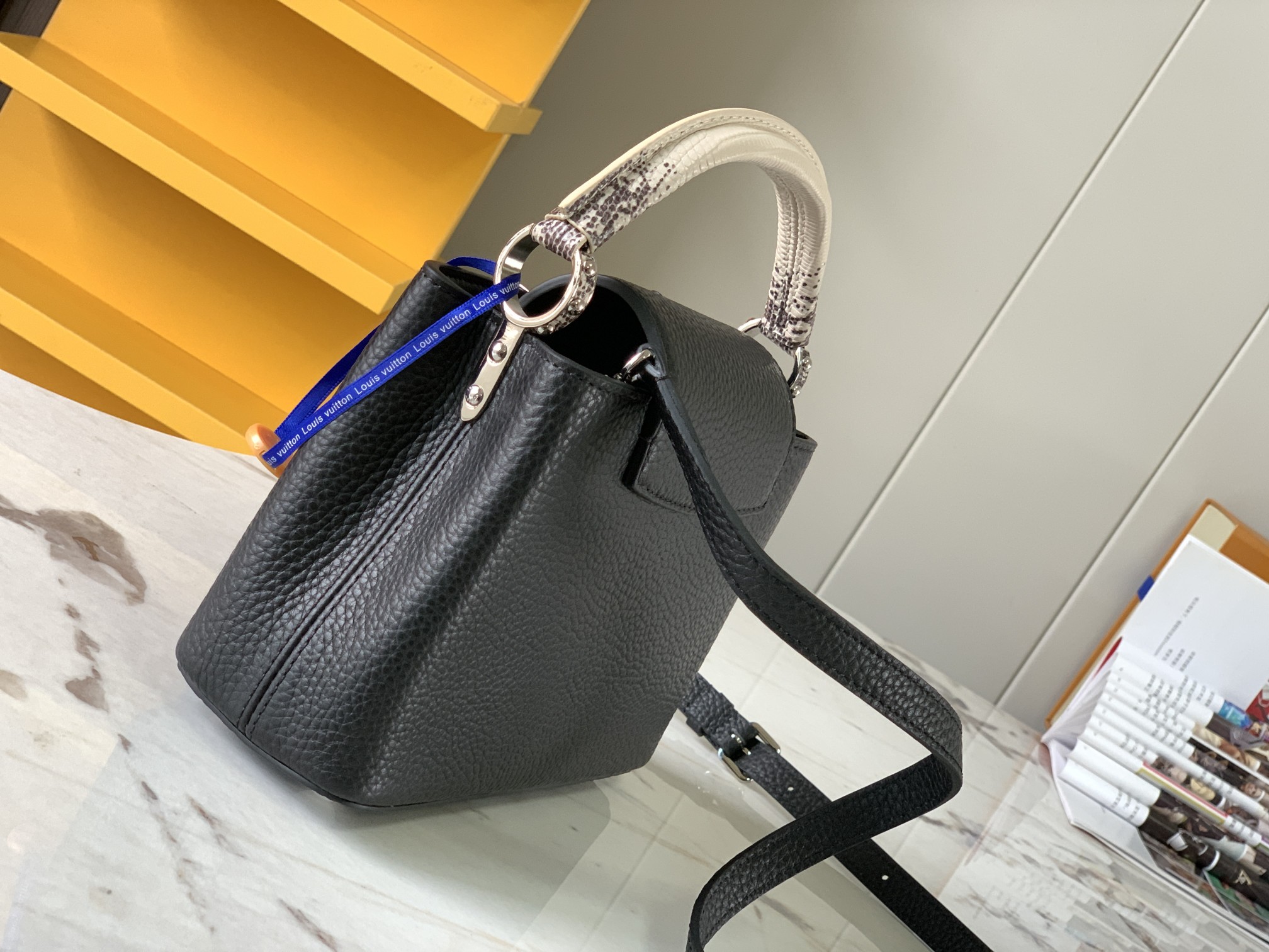 L*ouis V*uitton Bag Top Quality 21*14*8CM