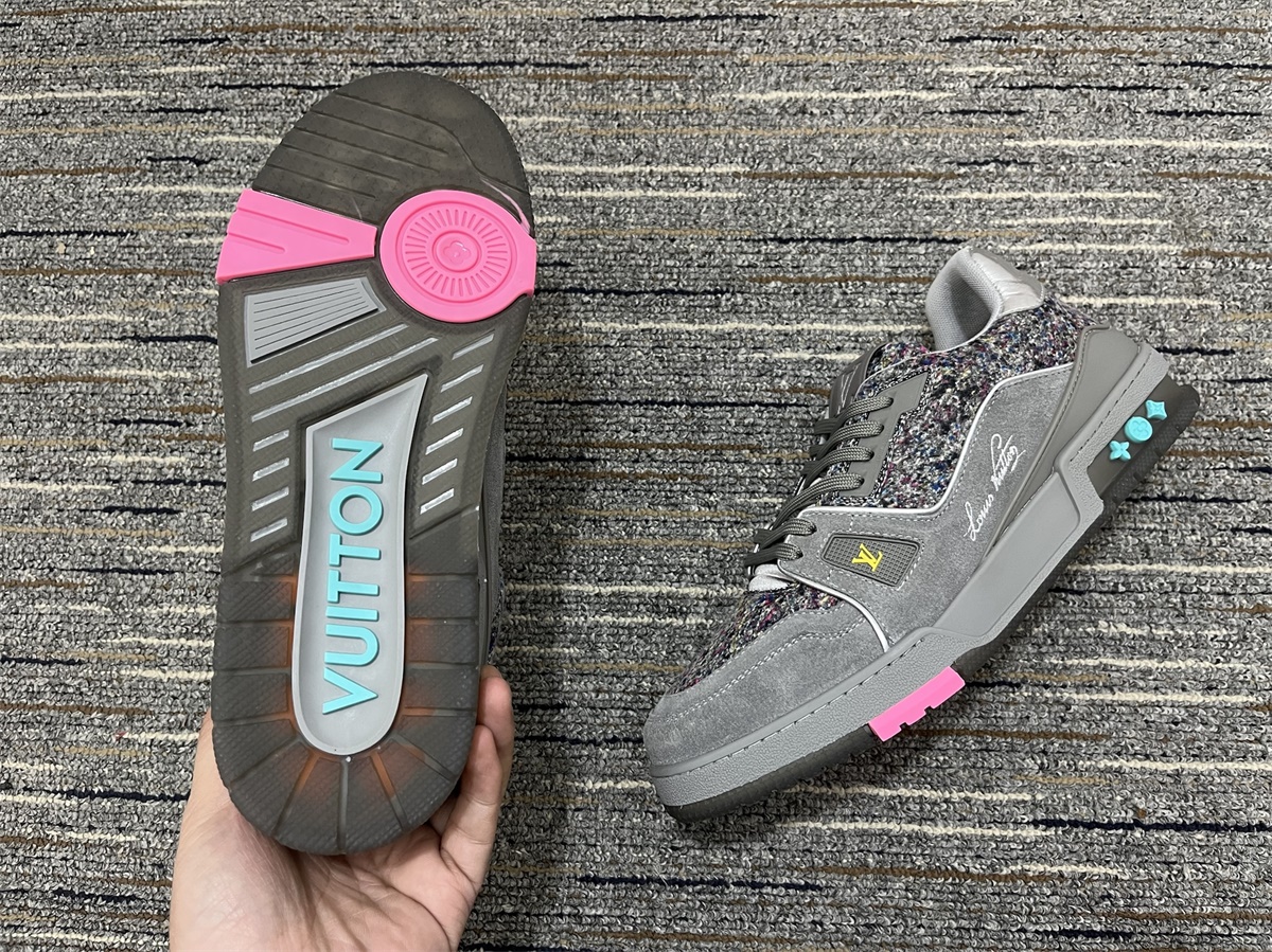 Men L*ouis V*uitton Top Sneakers