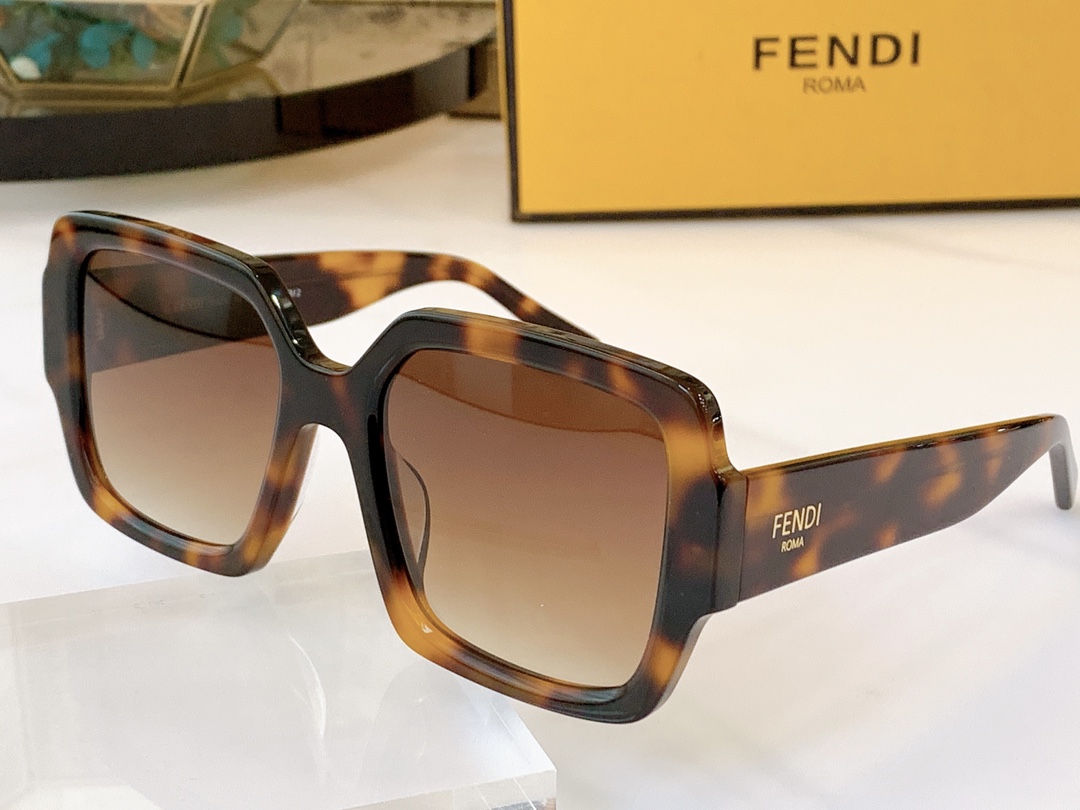 F*endi Glasses Top