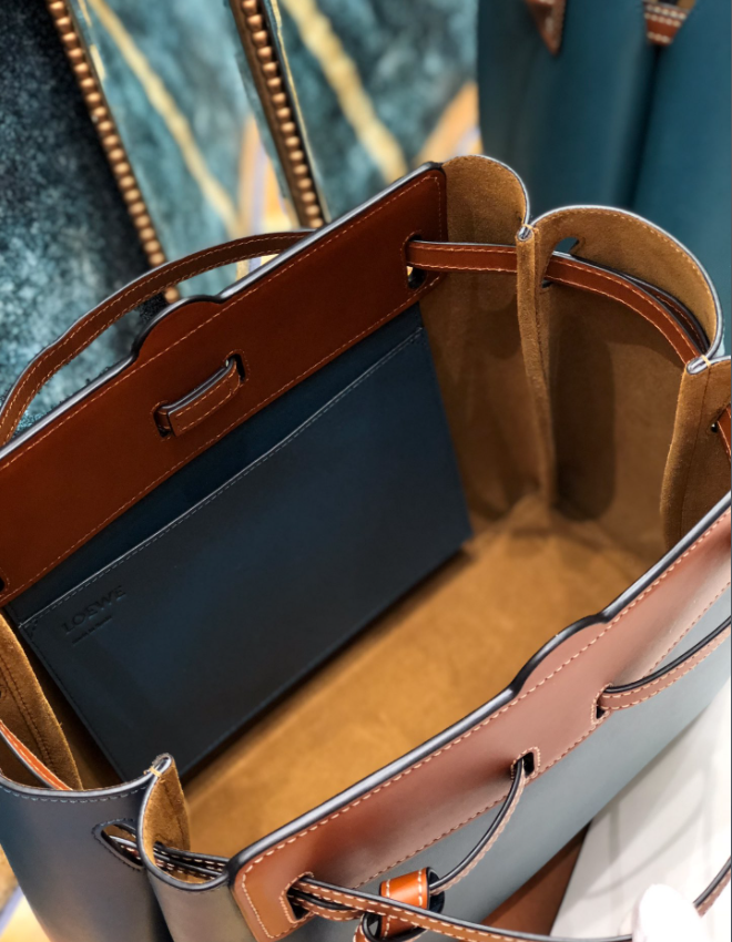 L*oewe Top Bag 24x17x6.5cm