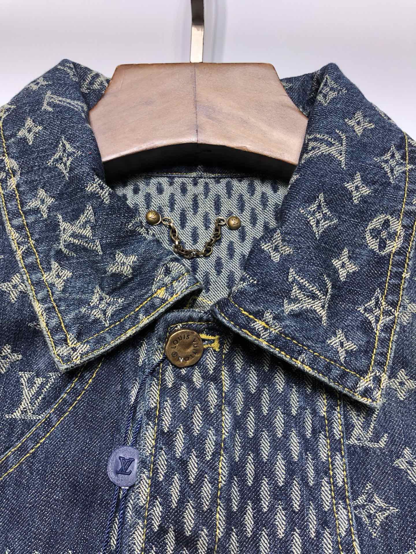 Men Jacket/Sweater Top Quality13