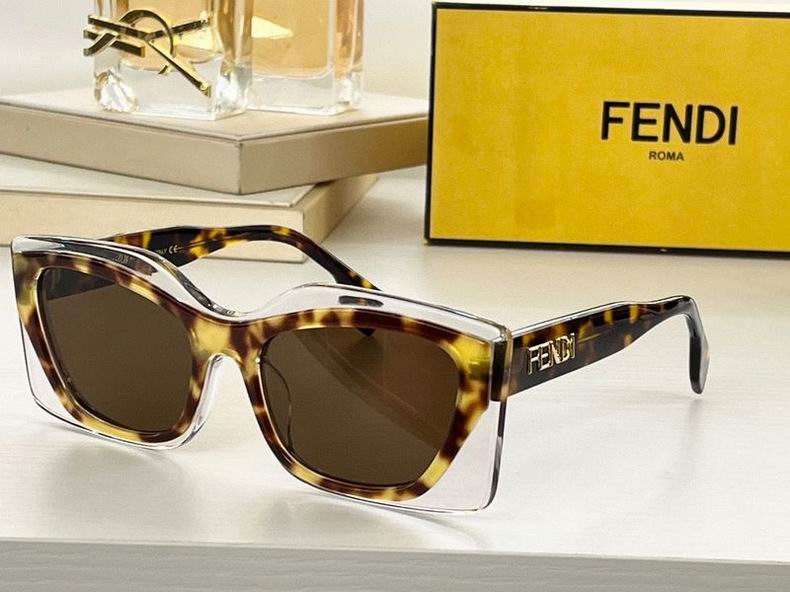 F*endi Glasses Top