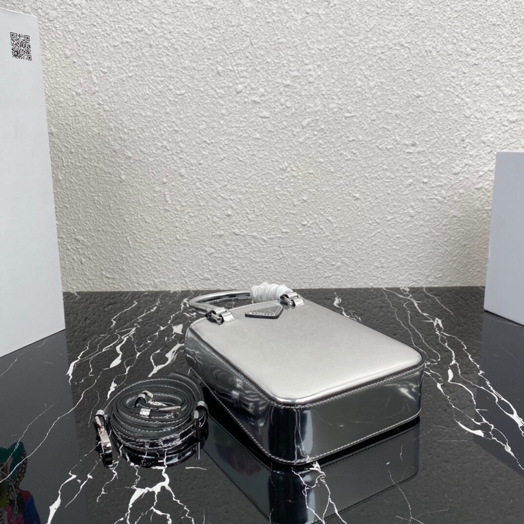 P*rada Top Bag 23*18*2.5cm