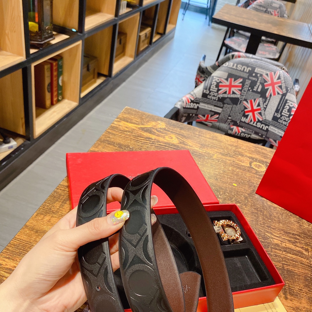 F*erragamo Top Version