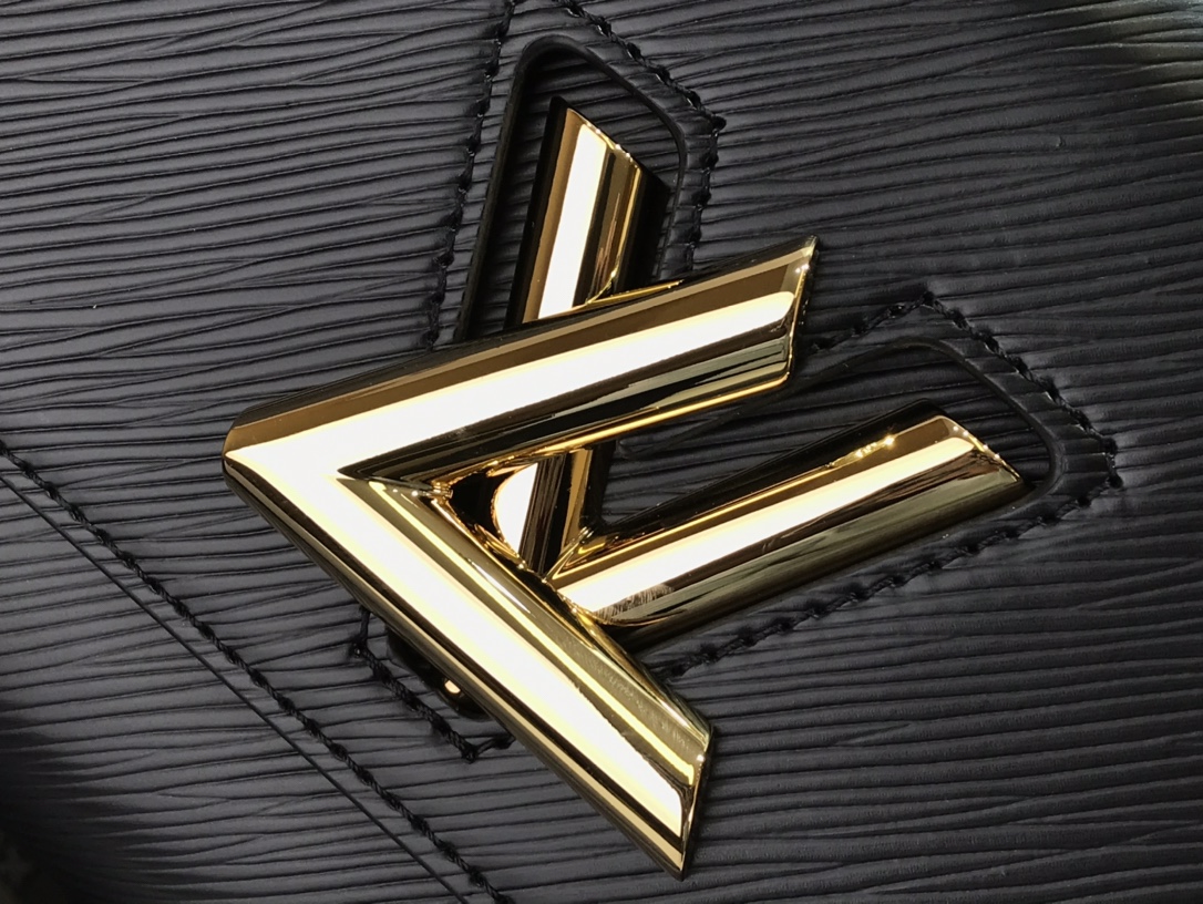 L*ouis V*uitton Top Bag 23*17*9.5cm