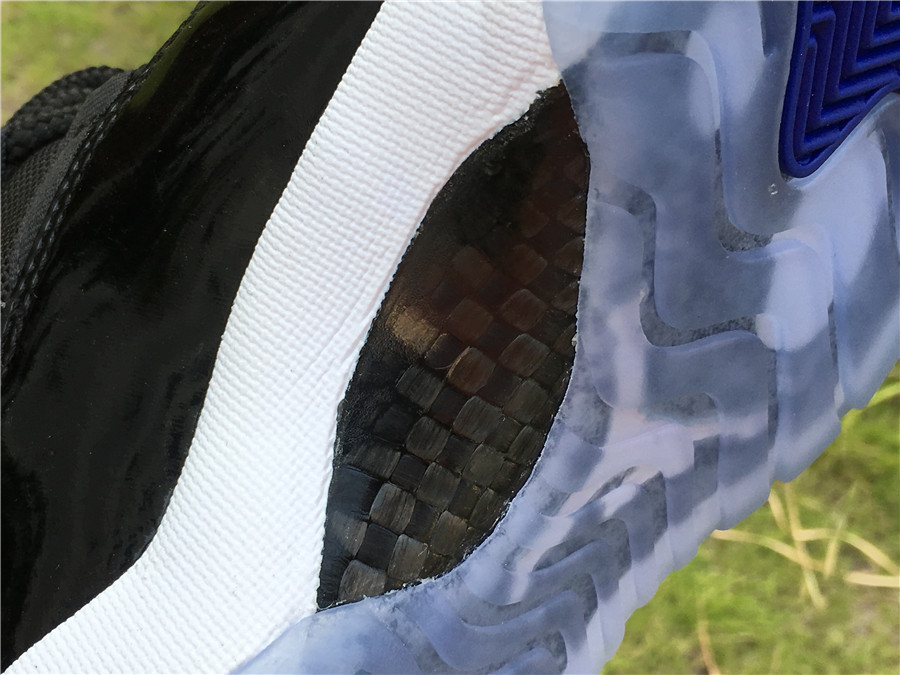 Air Jordan 11 “Space Jam”