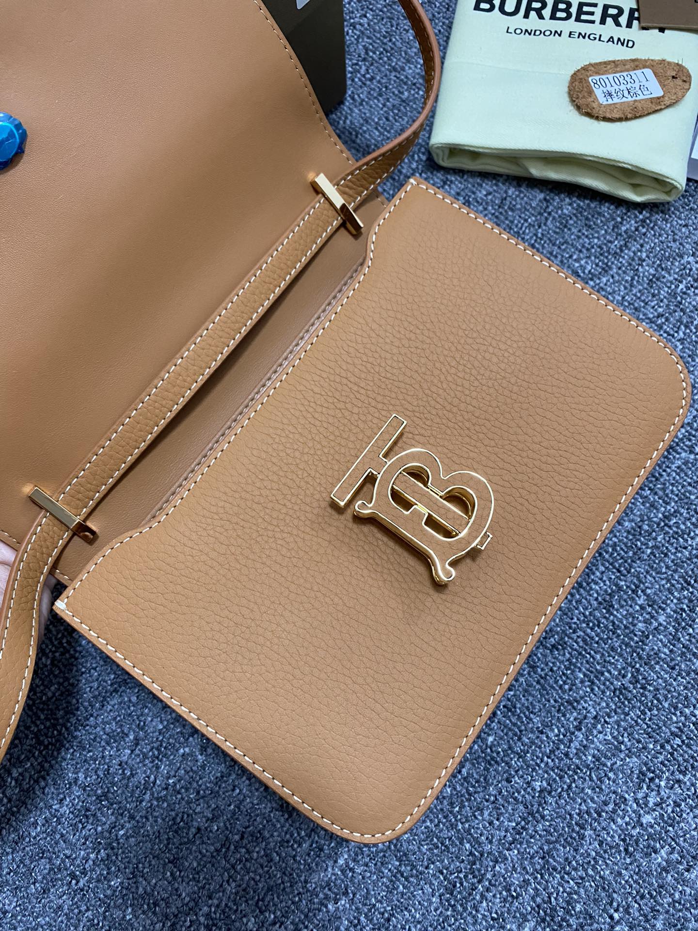 B*urberry Bag Top Quality 21*6*16CM