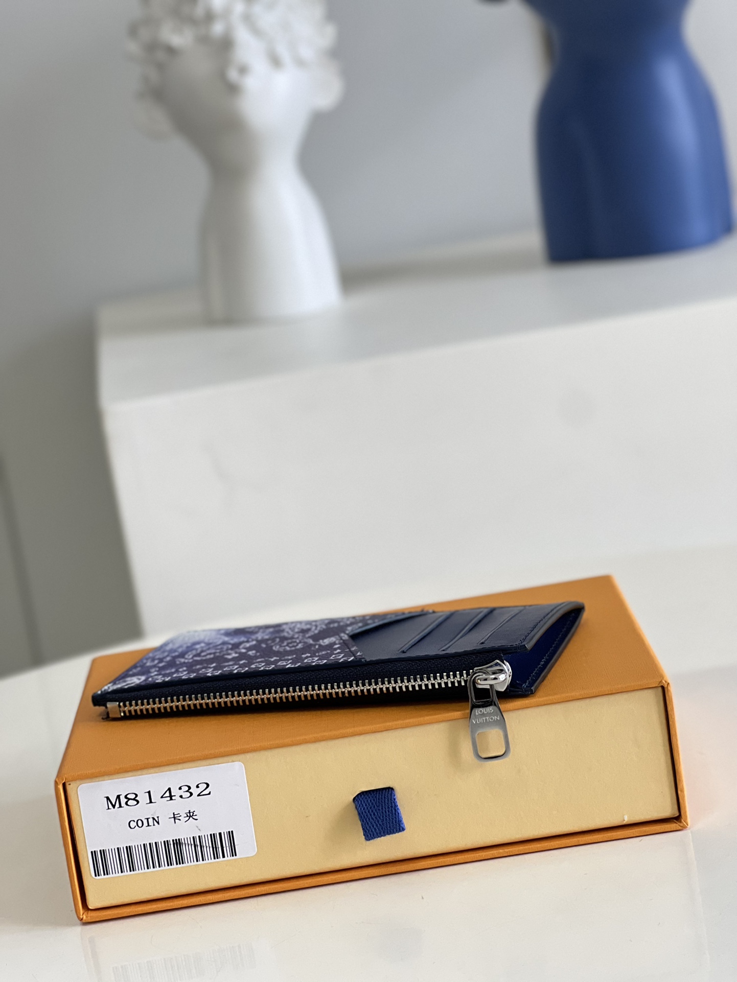 L*ouis V*uitton Top Bag 8*14.5*1cm