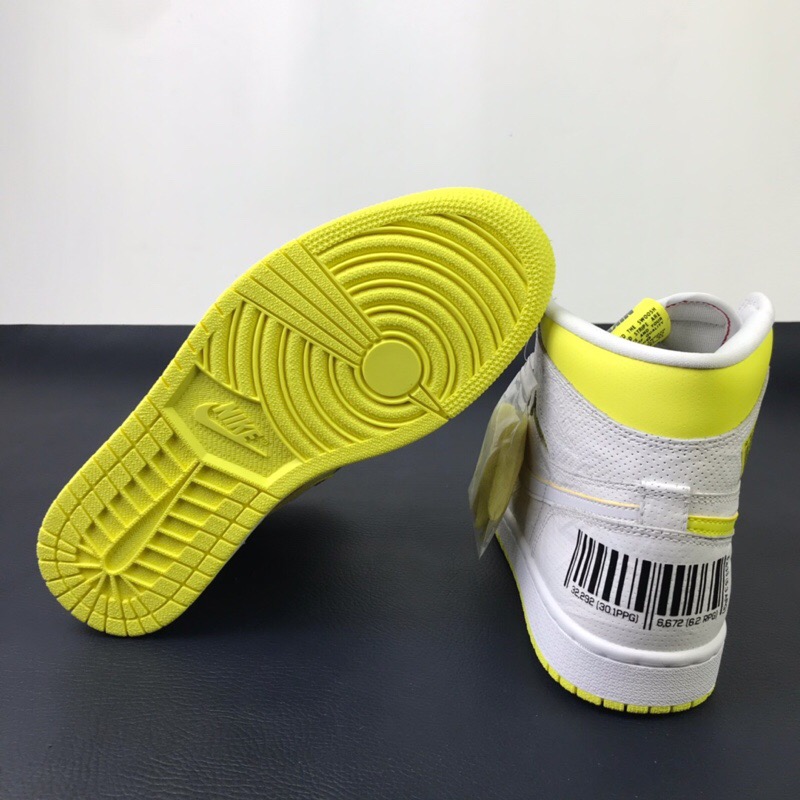 Air Jordan 1 High OG 555088-170