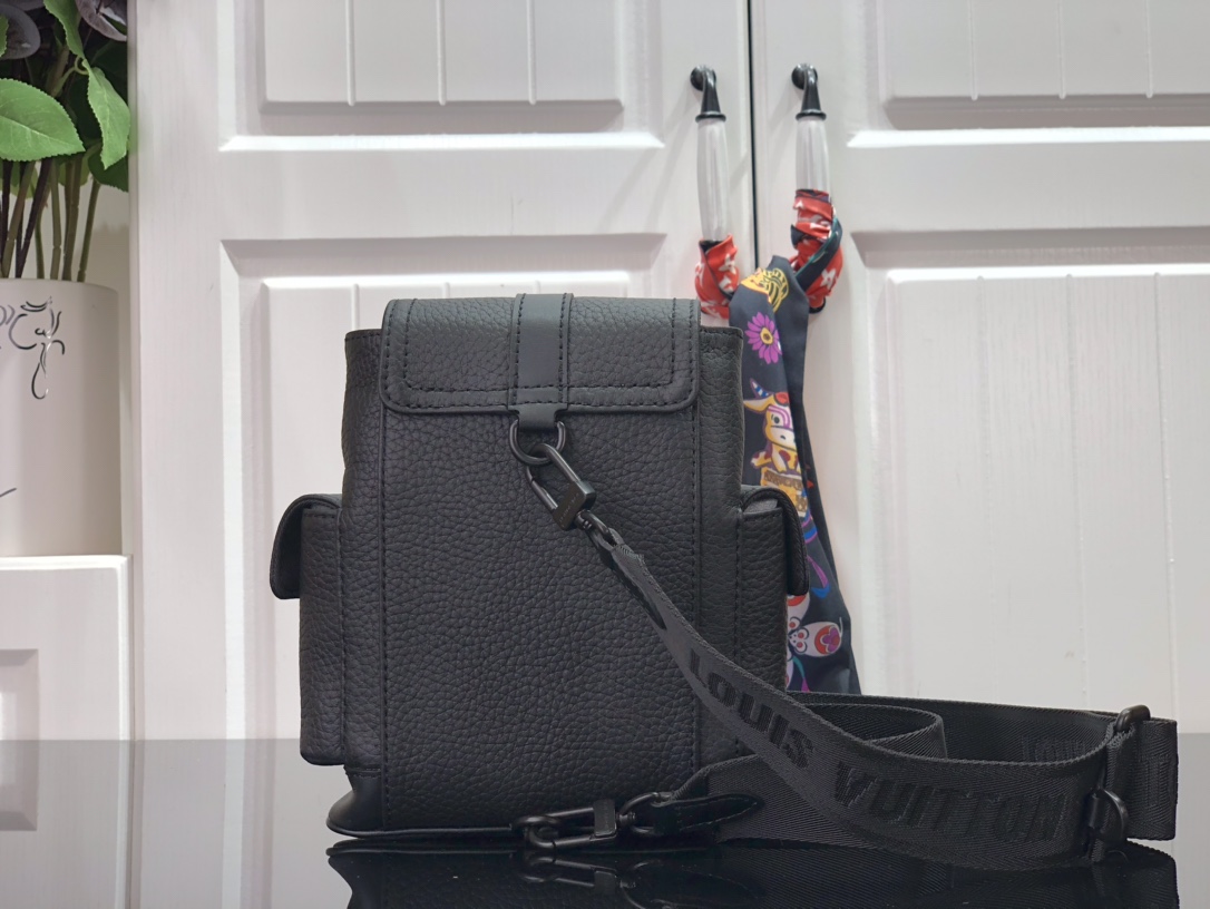 L*ouis V*uitton Top Bag 14*19.5*5cm