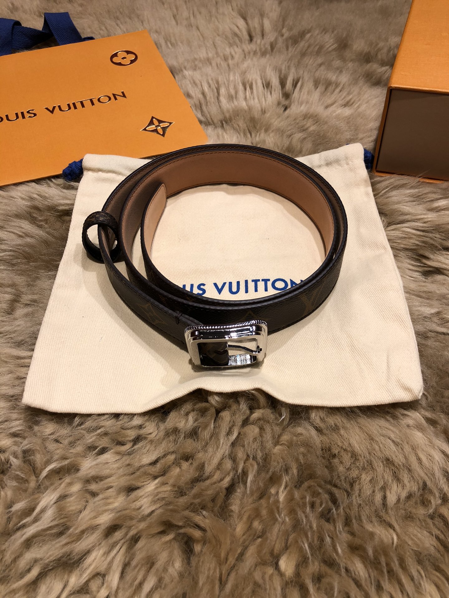L*ouis V*uitton Belts Top Quality 30MM