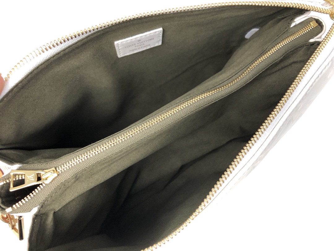 L*ouis V*uitton Bag Top Quality 20*26*12cm