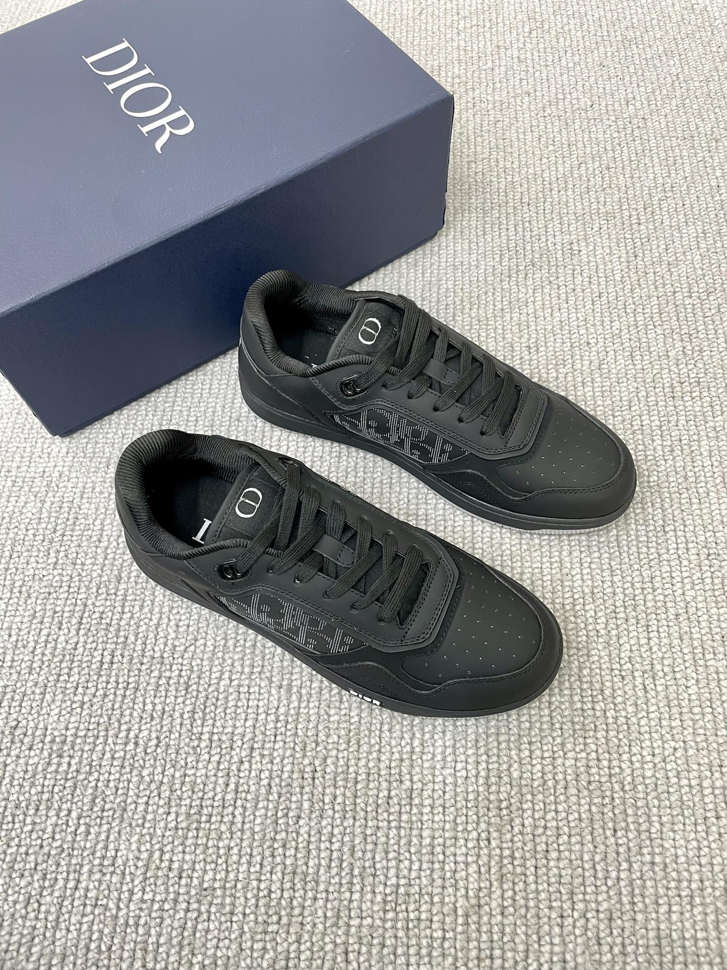 Men D*ior Top Sneakers