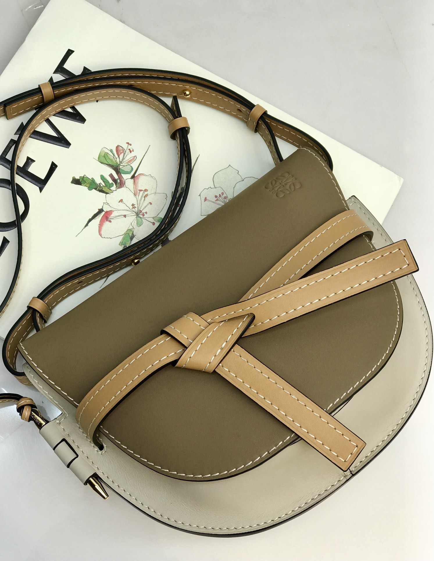 L*oewe Bag Top Quality 20x19x11.5cm