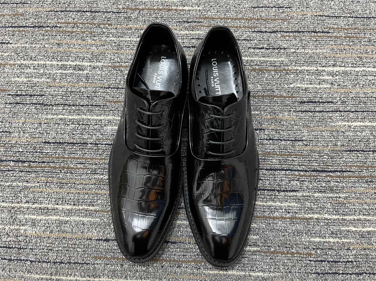 Men L*ouis V*uitton Top Sneaker