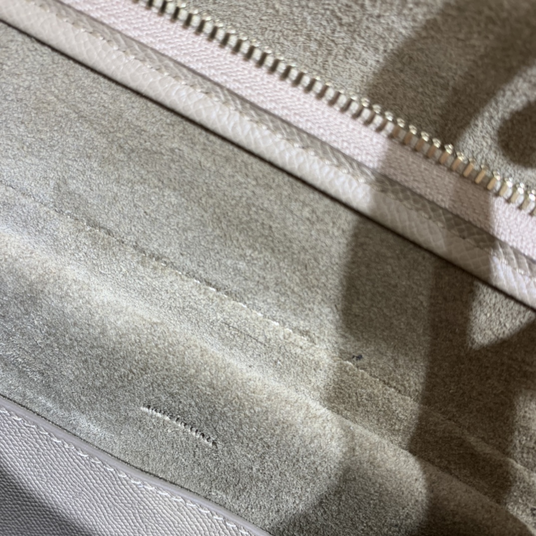 C* eline Top Bag 24cm