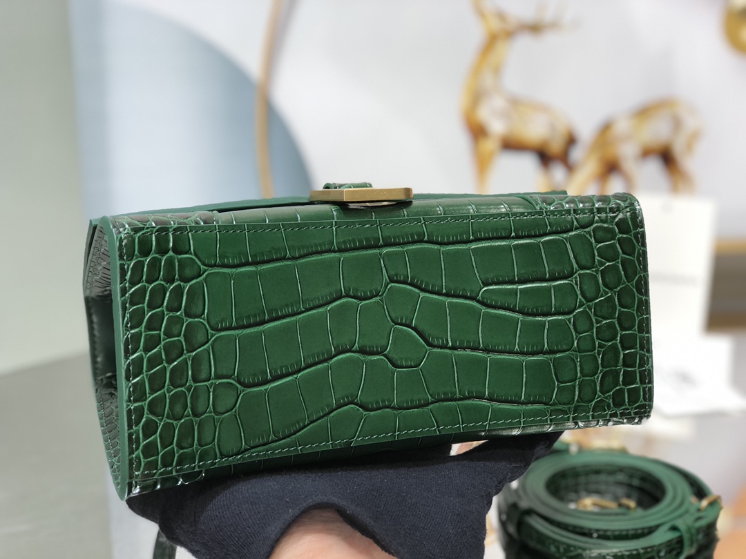 B*alenciaga Bag Top Quality