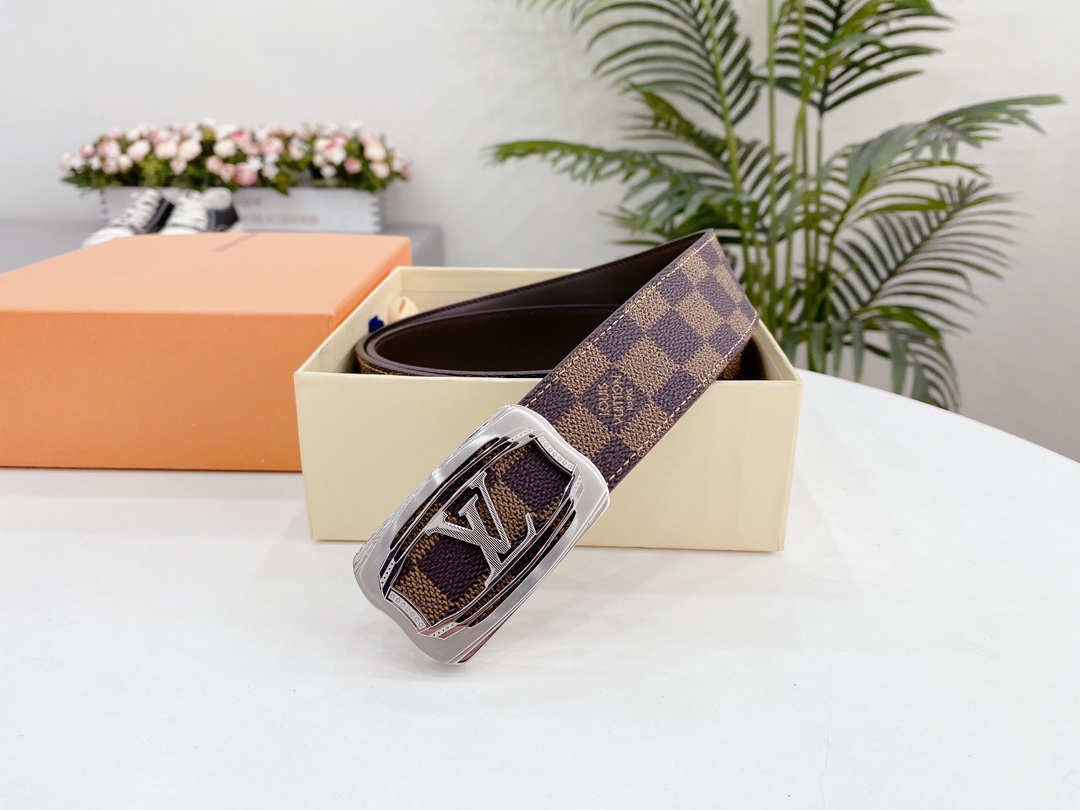 L*ouis V*uitton Belts Top Version