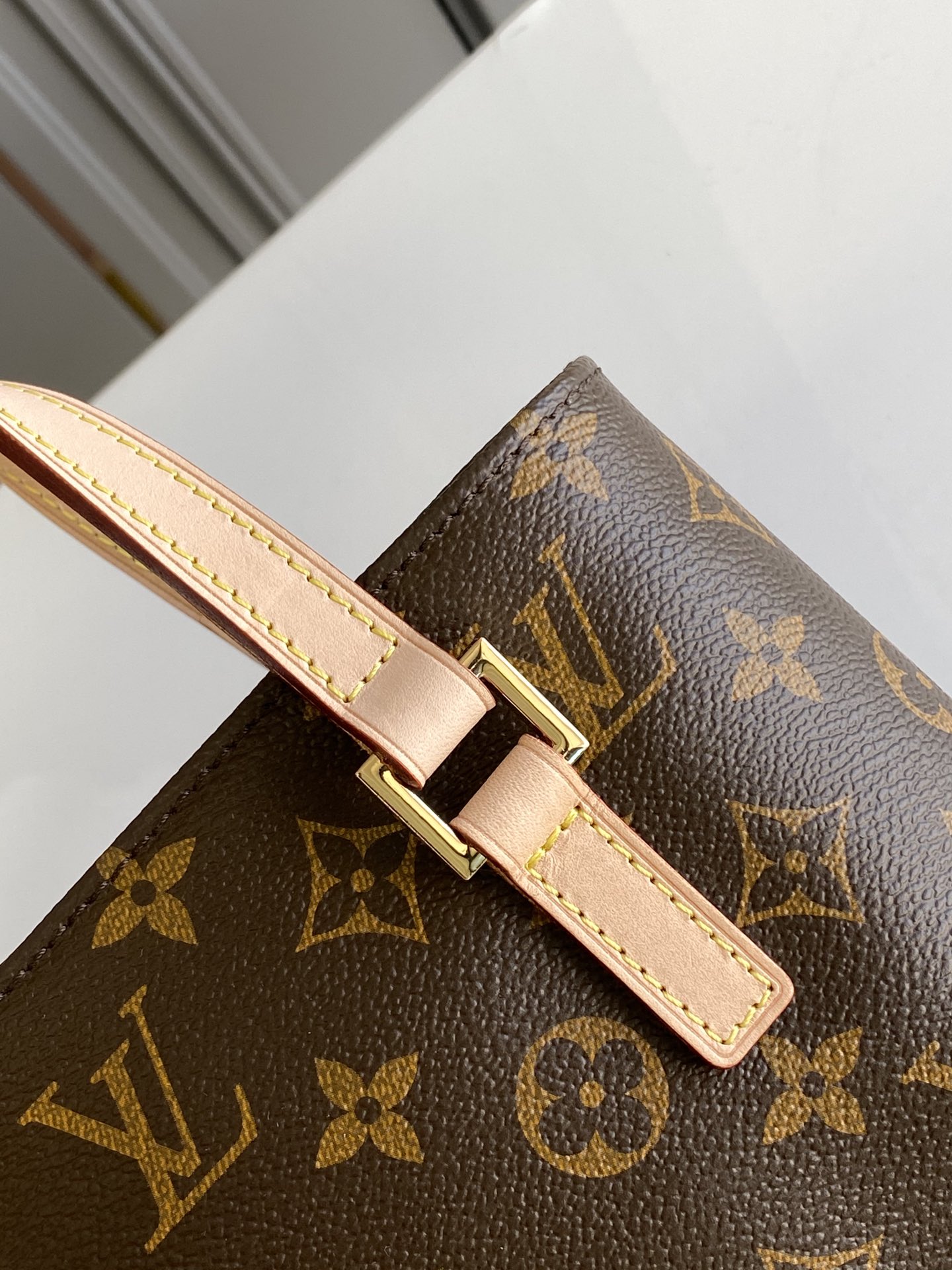 L*ouis V*uitton Bag Top Quality 23*21*8CM