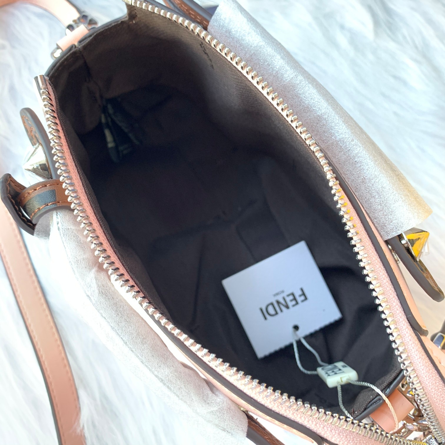 F*endi Top Bag 21*12.5*9.5cm