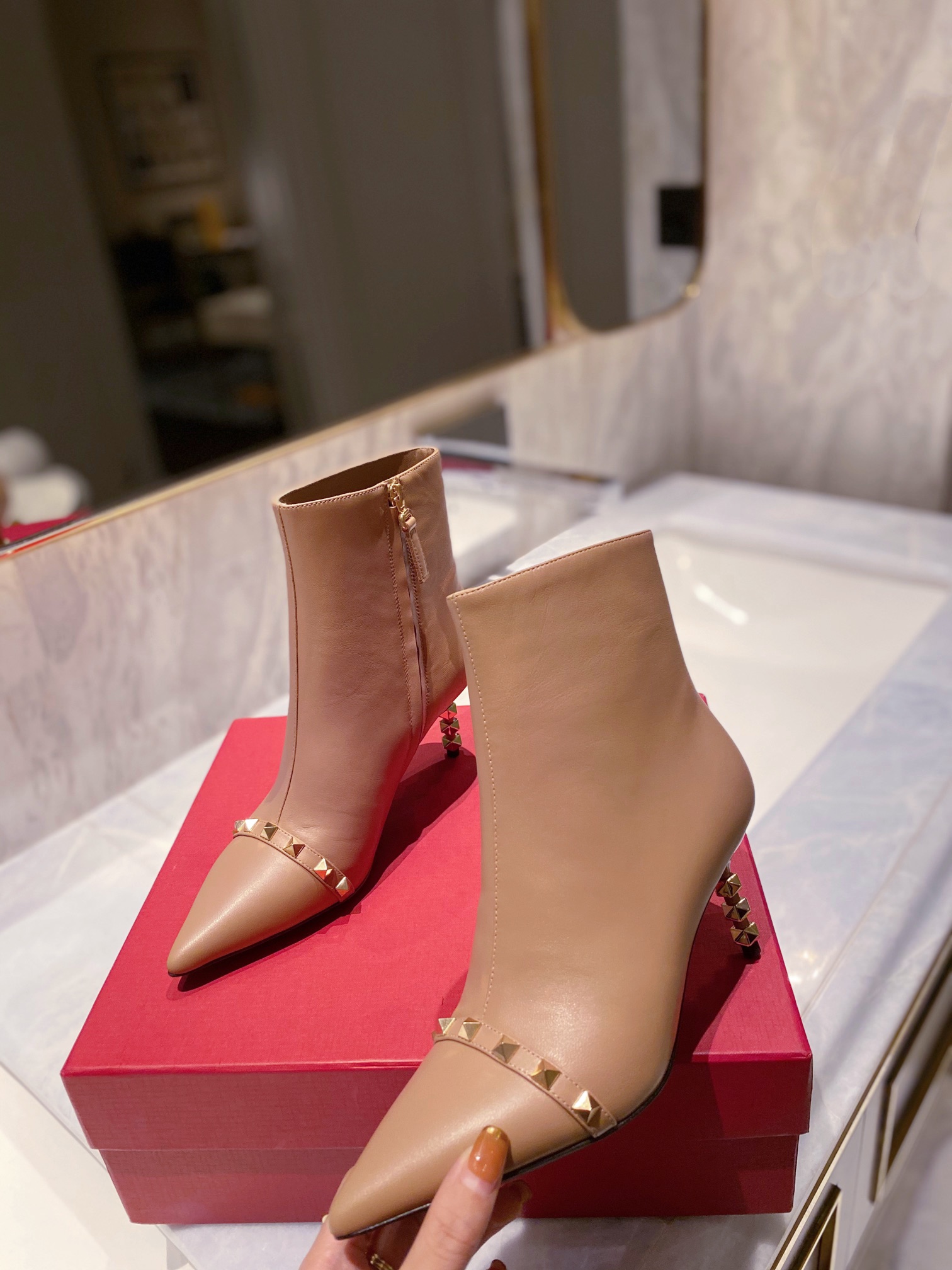 Women π*π΄πΏπΈπππΌππ Top Sneakers