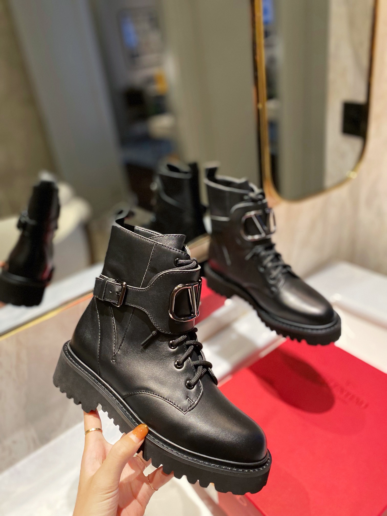 Women π*π΄πΏπΈπππΌππ Top Sneakers