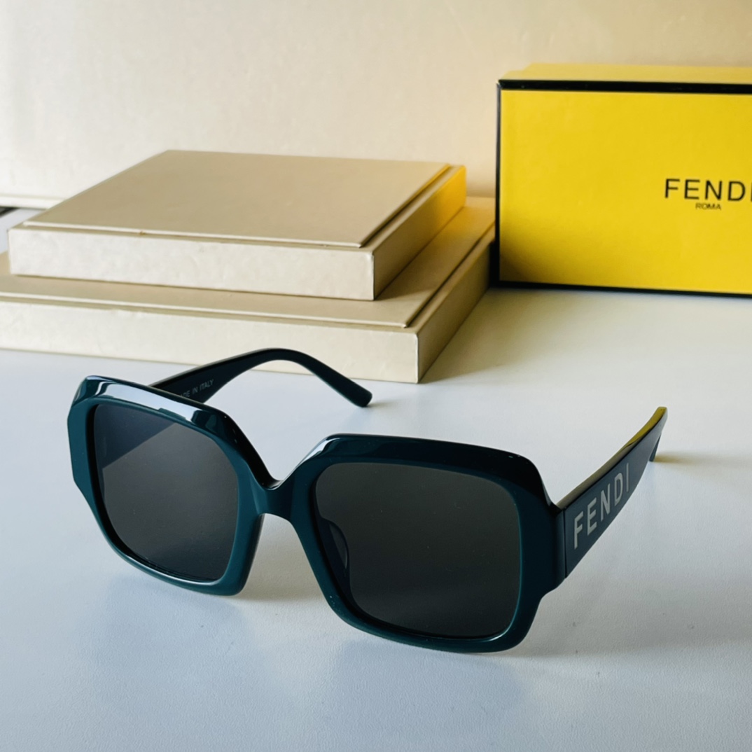 F*endi Glasses Top