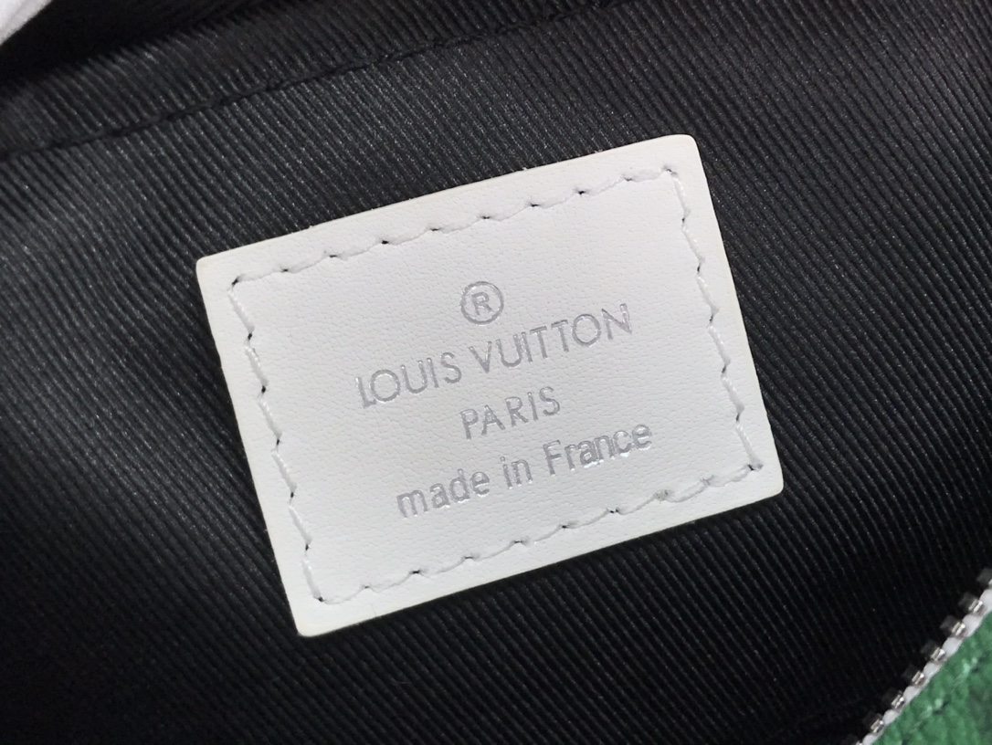 L*ouis V*uitton Top Bag 18.5*13*8cm