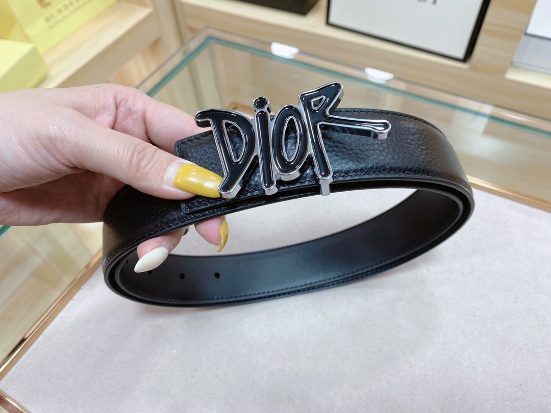 D*ior Belts Top Version