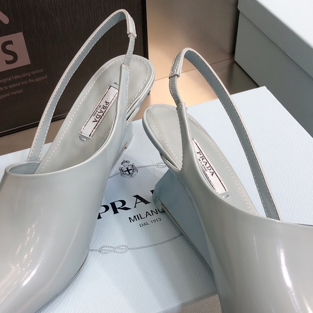 Women P*rada Top Quality Sandals