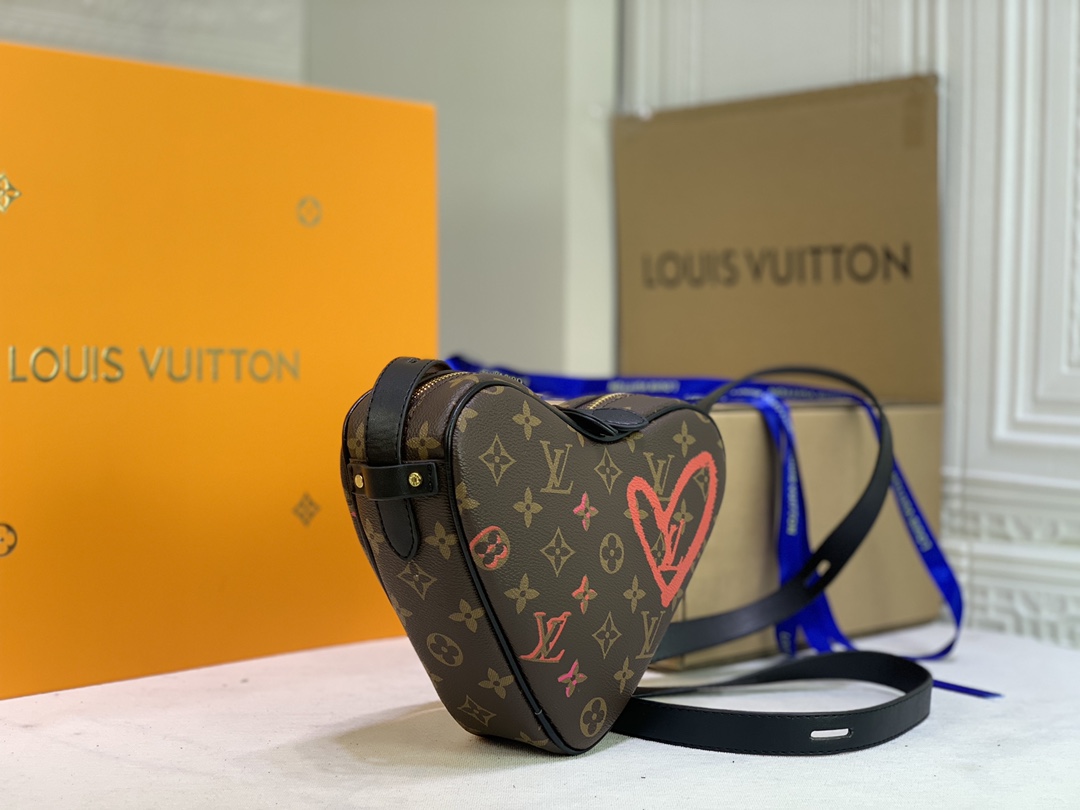 L*ouis V*uitton Bag Top Quality 22*20*6CM
