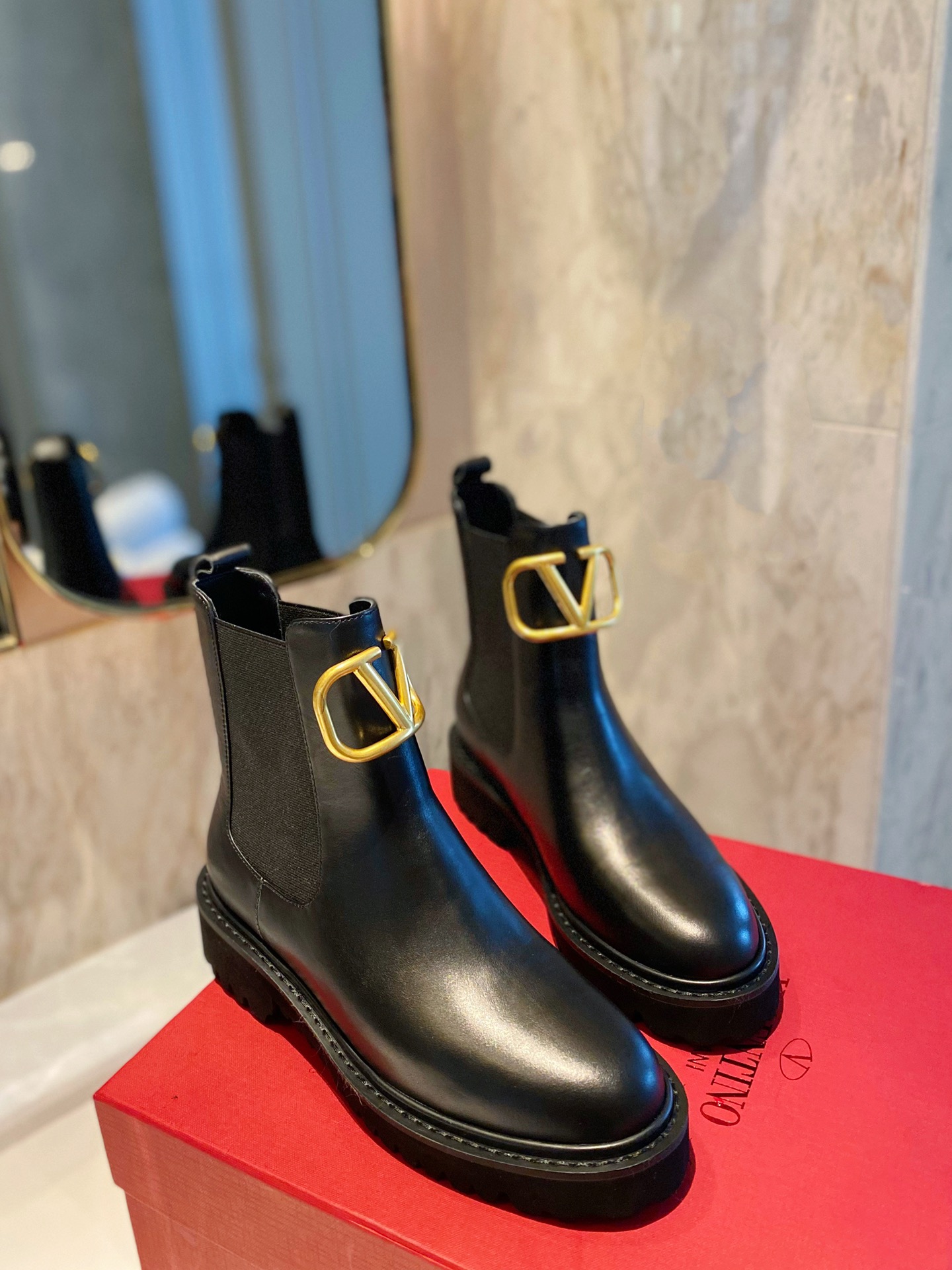 Women π*π΄πΏπΈπππΌππ Top Sneakers