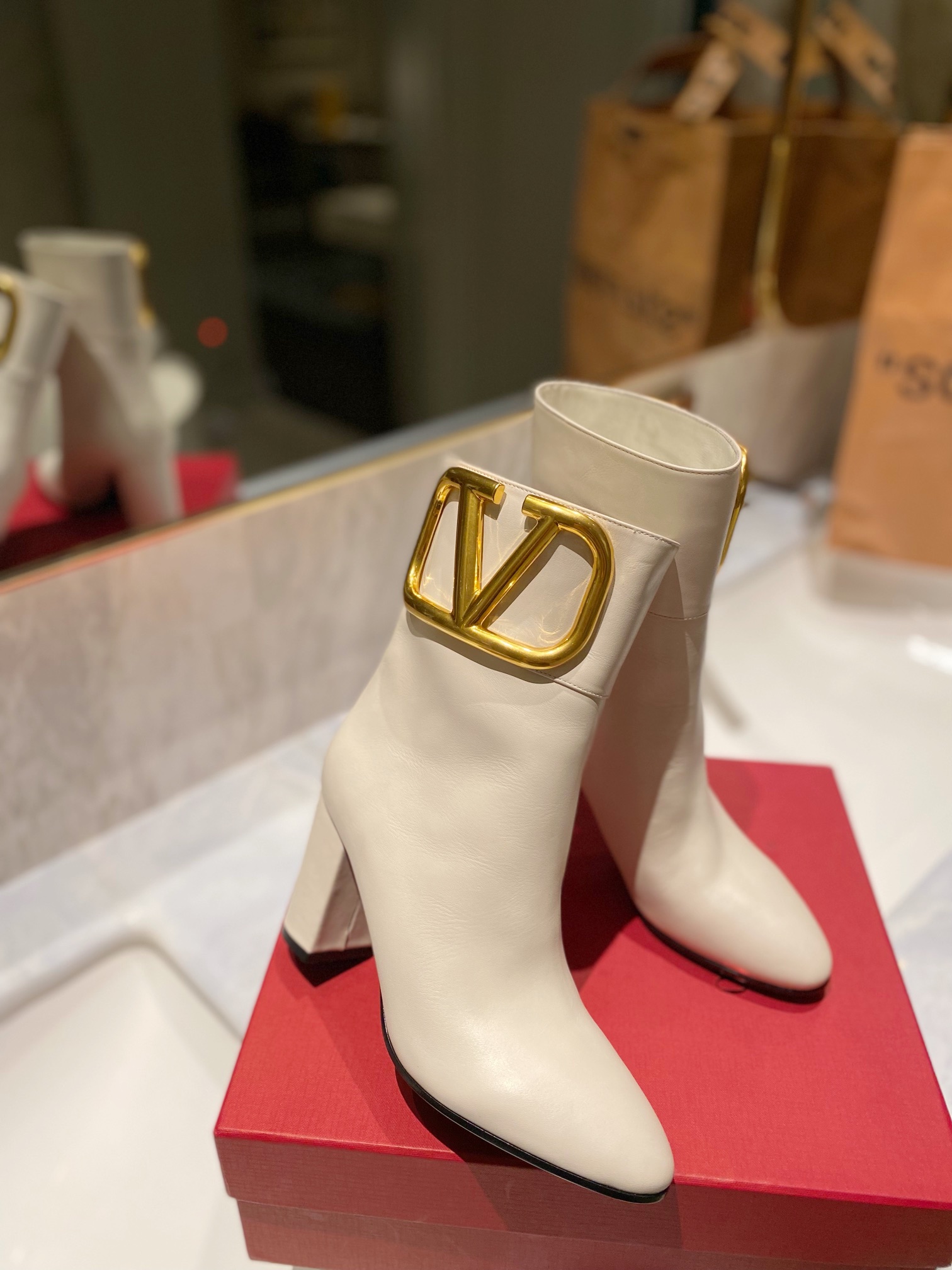 Women π*π΄πΏπΈπππΌππ Top Sneakers