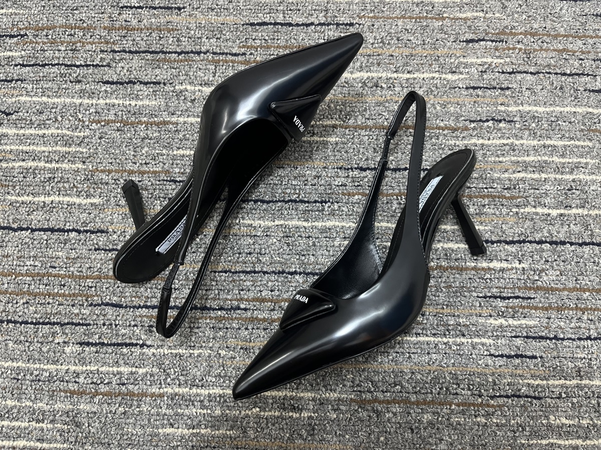 Women P*rada Top Quality Sandals