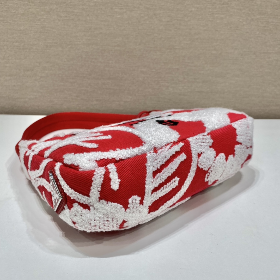 P*rada Bag Top Quality 23*17*6CM